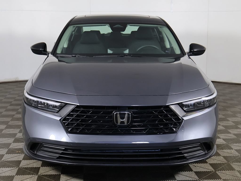 Used 2025 Honda Accord SE image 9