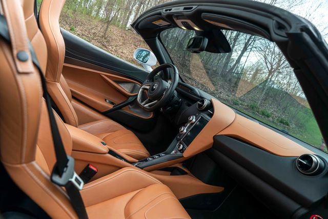 Used 2020 McLaren 720S Luxury RWD image 44