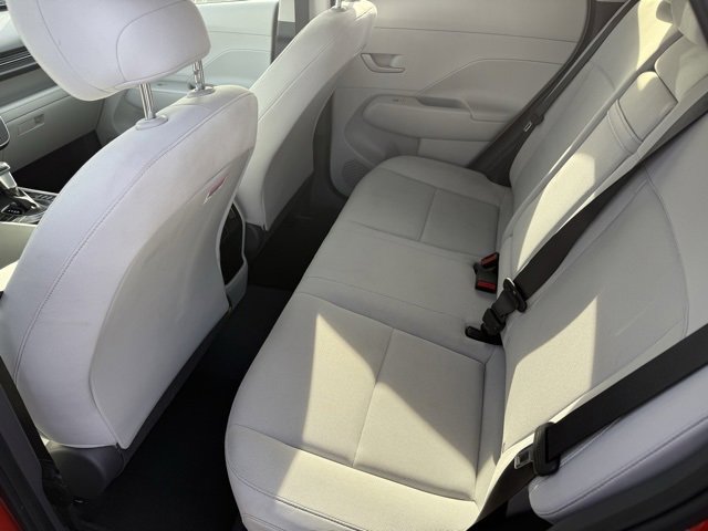 Used 2024 Hyundai Kona SEL image 9