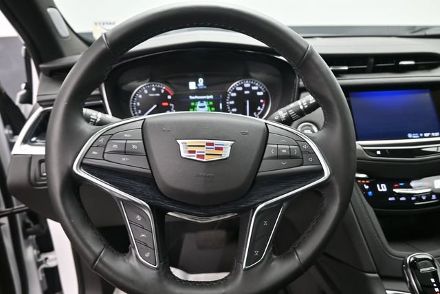Used 2024 Cadillac XT5 Premium Luxury w/ LPO, Floor Liner Package AWD/4WD image 17