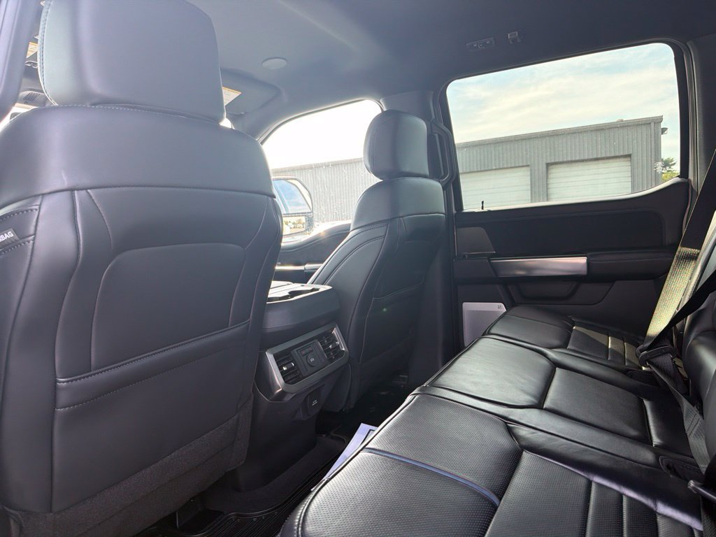 Used 2025 Ford F450 Platinum AWD/4WD image 9
