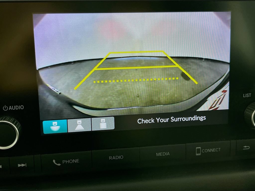 Used 2025 Honda HR-V LX image 19