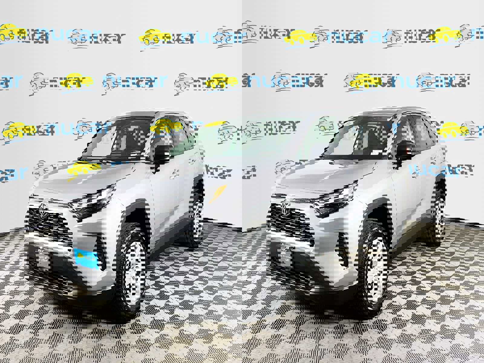 Used 2024 Toyota RAV4 LE image 3