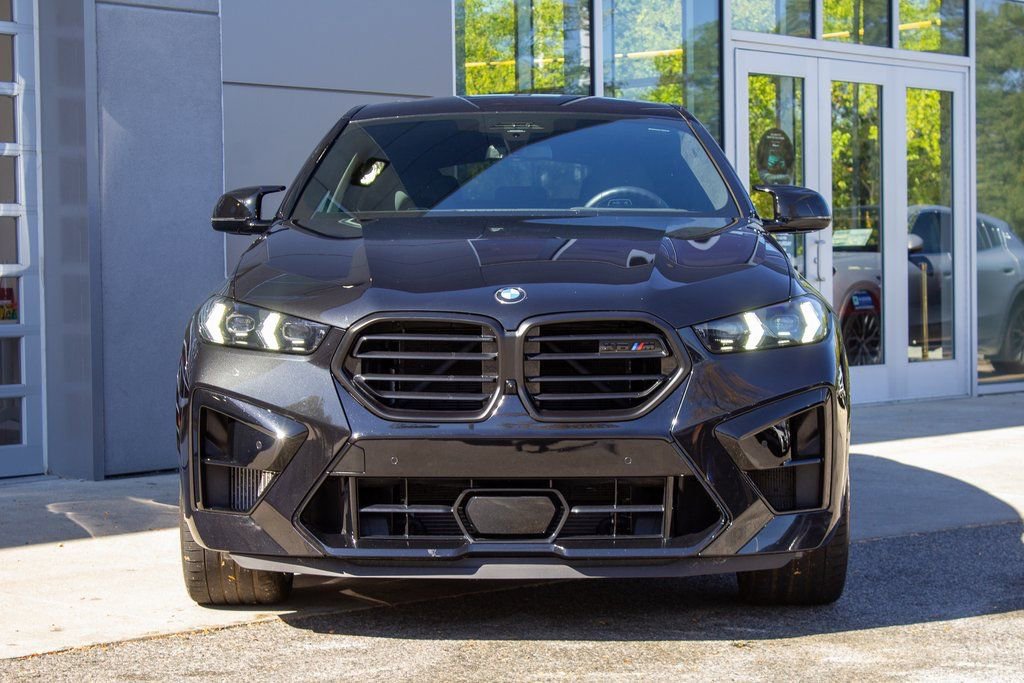 Used 2025 BMW X6 M Competition w/ Executive Package image 2