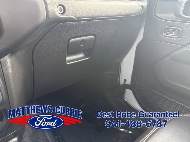 Used 2022 Jeep Gladiator Mojave w/ Trailer Tow Package AWD/4WD image 25