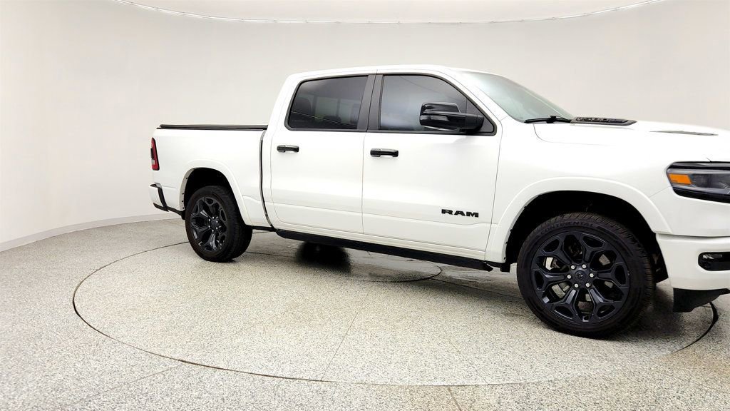 Used 2023 RAM 1500 Limited AWD/4WD image 3