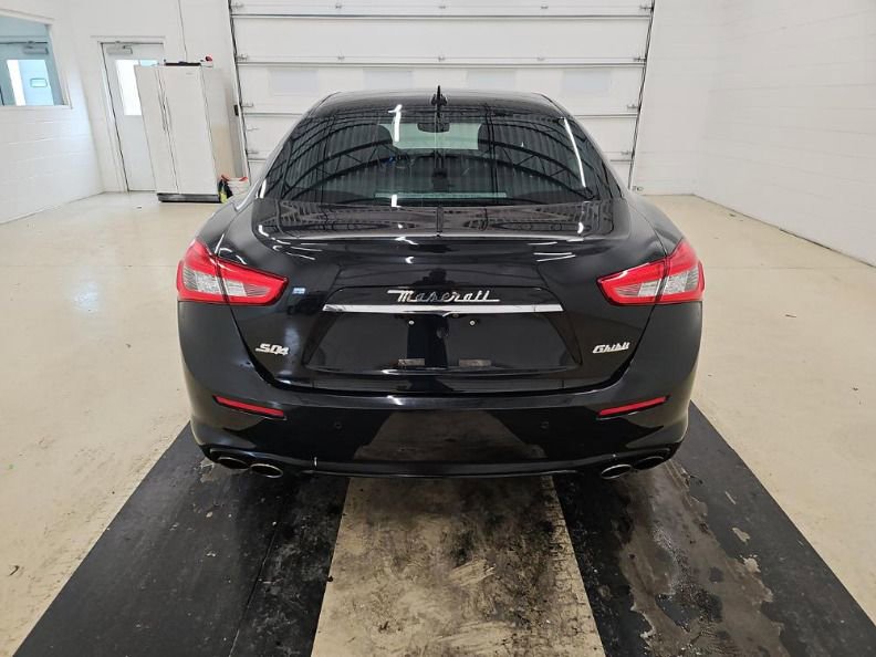 Used 2018 Maserati Ghibli S GranLusso image 5