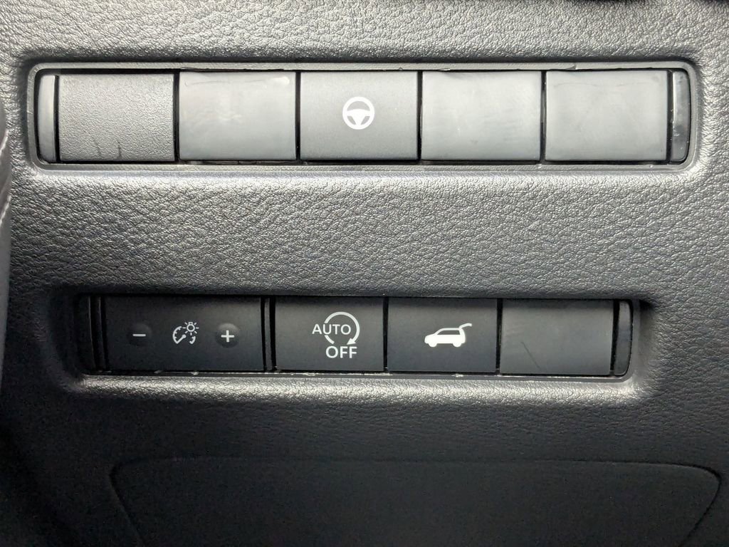 New 2026 Nissan Rogue SV FWD image 26