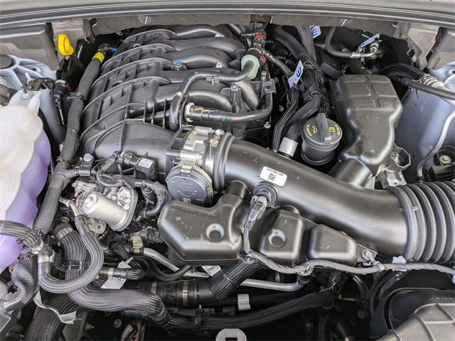 New 2025 Jeep Grand Cherokee Limited w/ Black Appearance Package image 30