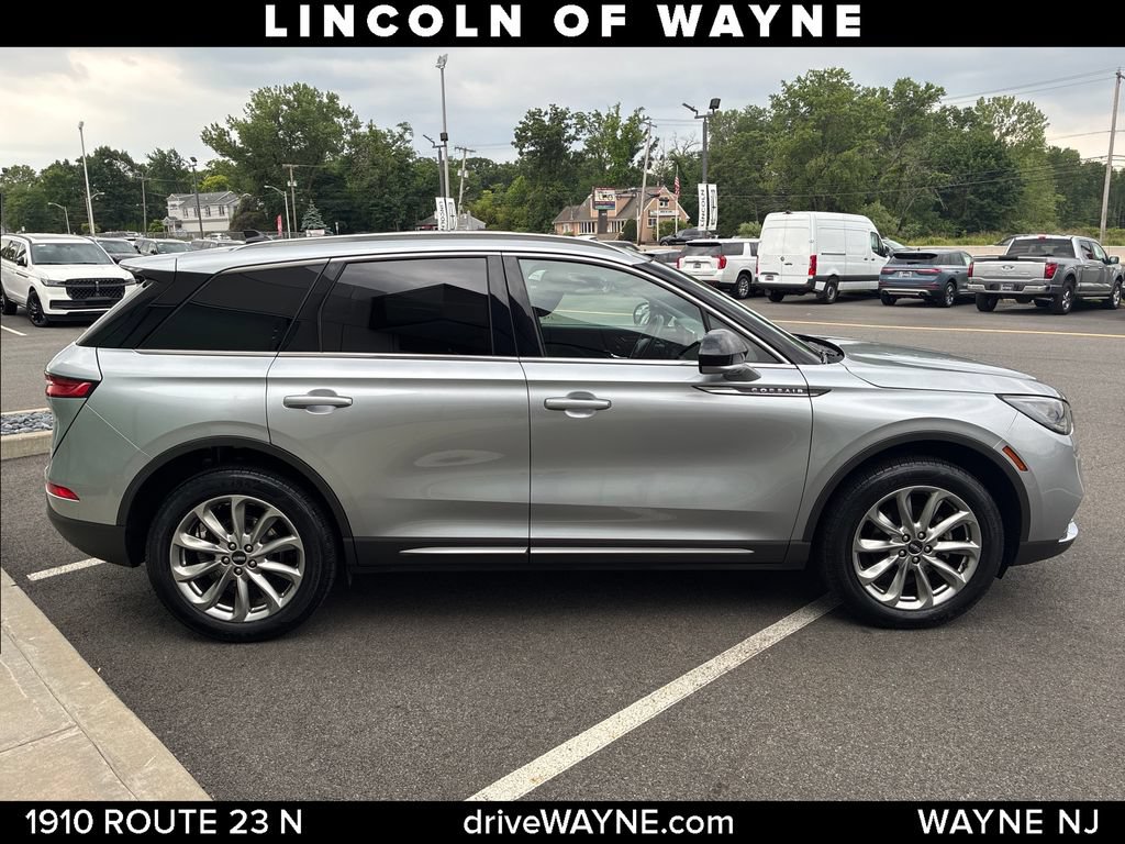 Certified 2022 Lincoln Corsair AWD w/ Premium Package image 4