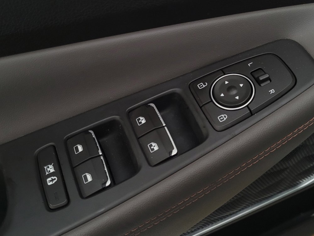 Used 2019 Hyundai Santa Fe AWD image 27