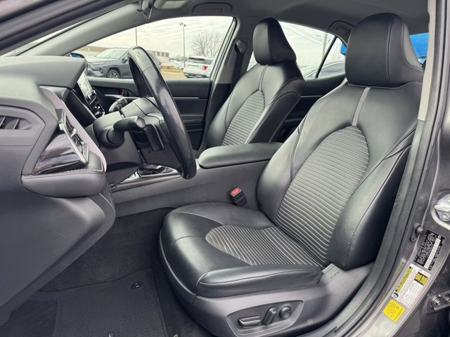 Used 2021 Toyota Camry SE image 18