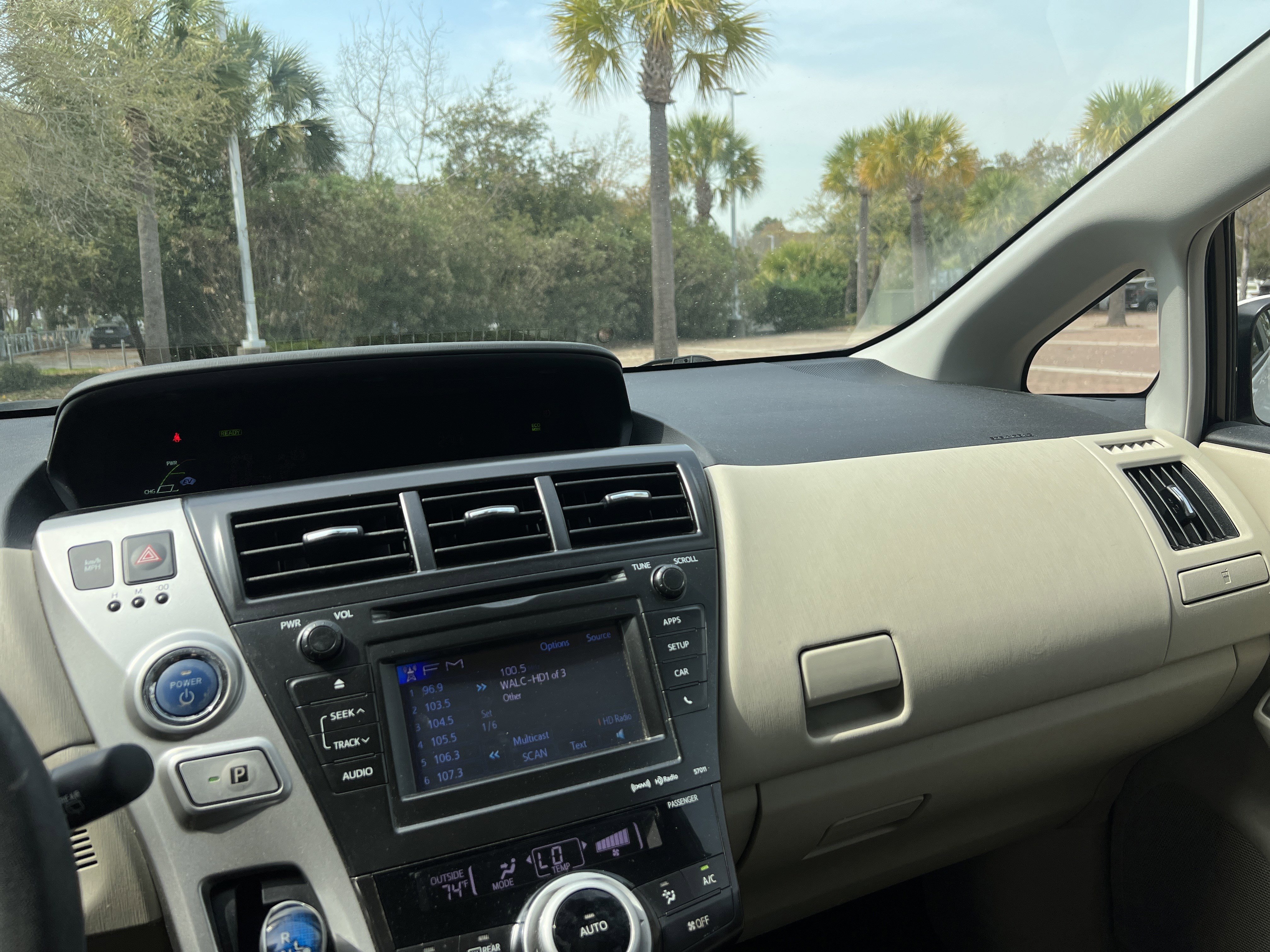 Used 2012 Toyota Prius V Three image 29