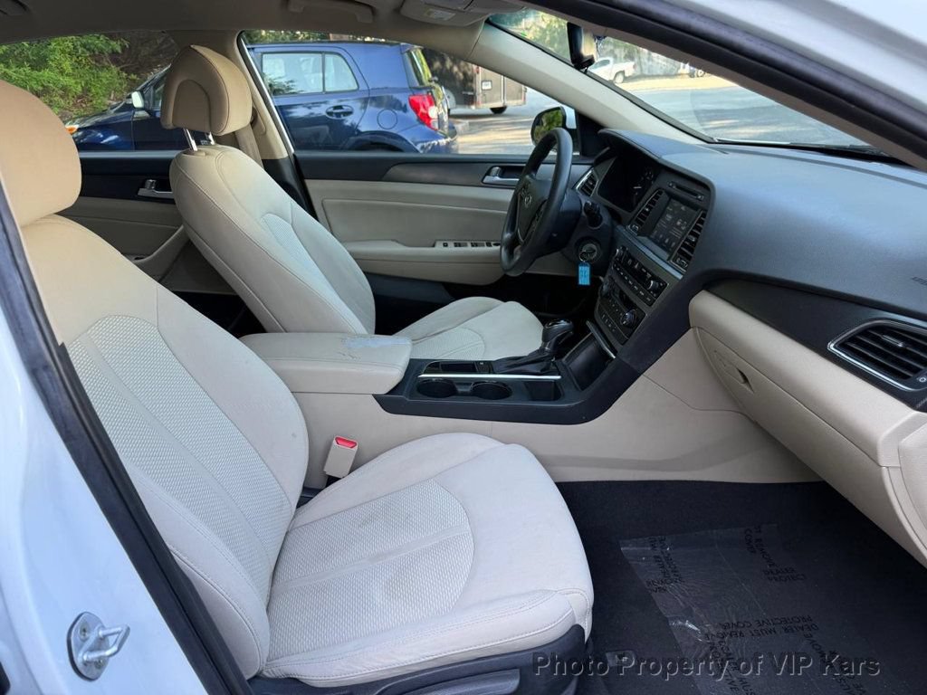 Used 2017 Hyundai Sonata Sport w/ Cargo Package FWD image 9