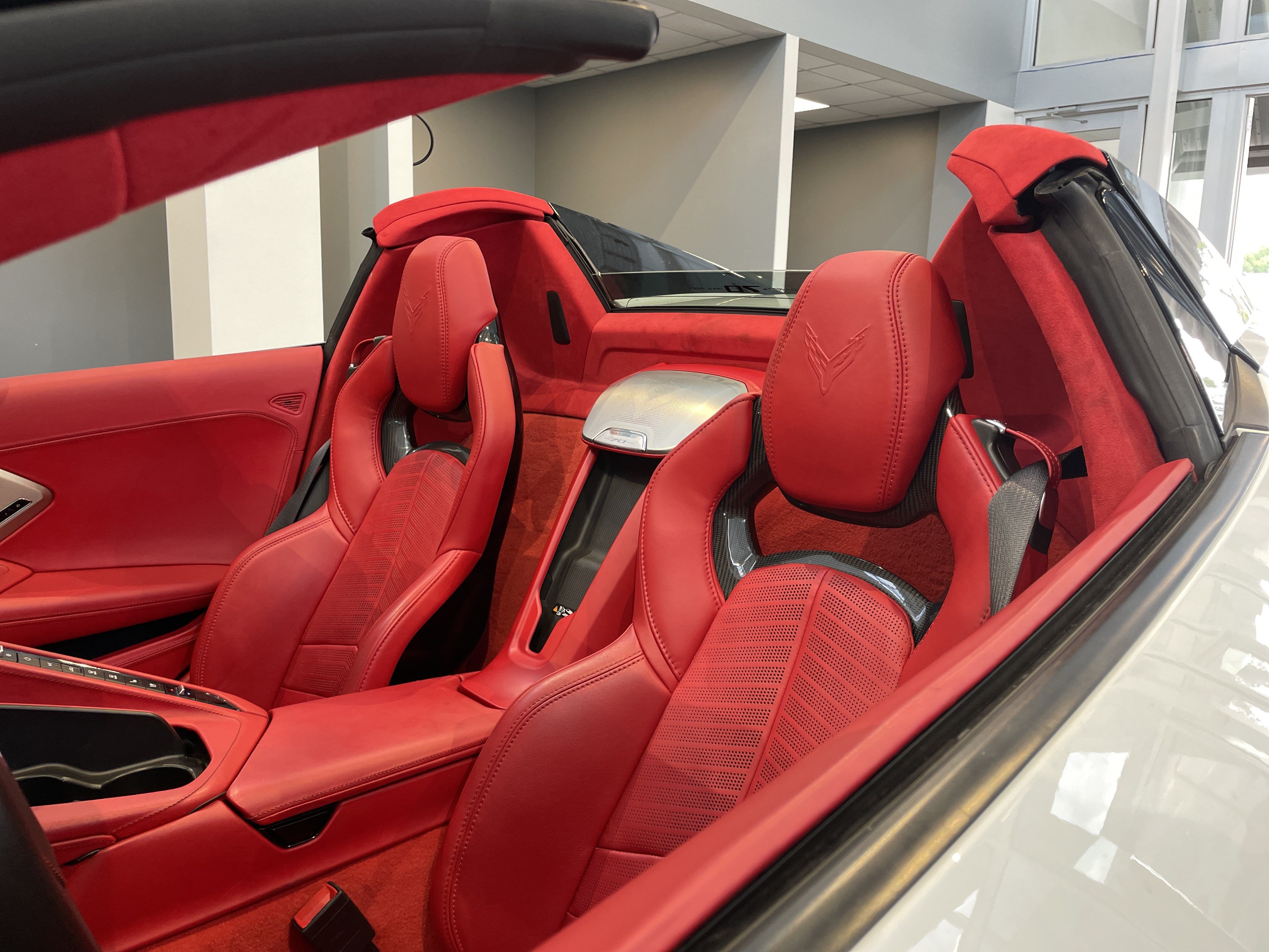 Used 2023 Chevrolet Corvette Stingray Premium Conv w/ Z51 Performance Package RWD image 38