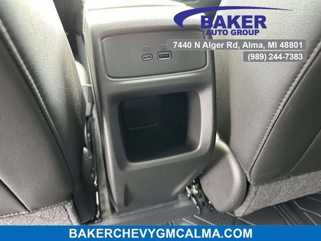 New 2026 Chevrolet Trax ACTIV w/ Sunroof Package FWD image 27