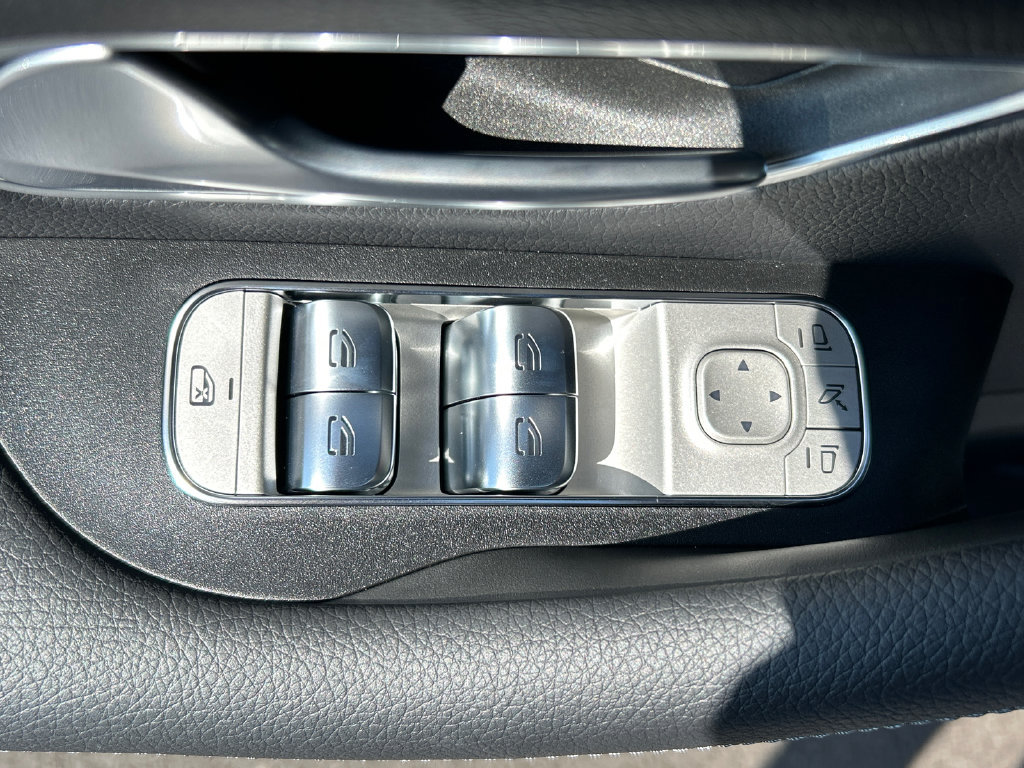 New 2026 Mercedes-Benz GLS 450 4MATIC image 12