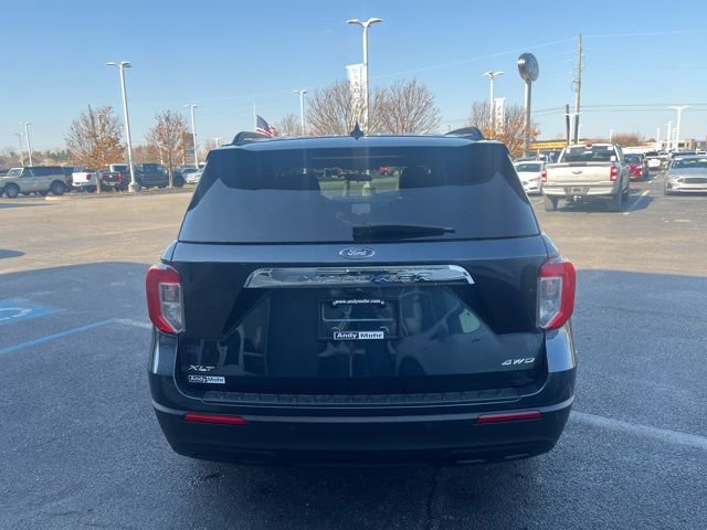 Certified 2023 Ford Explorer XLT image 8