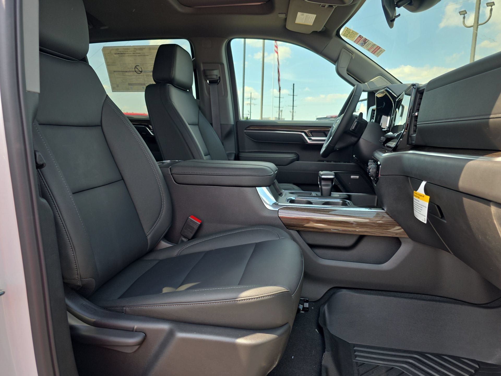 New 2026 Chevrolet Silverado 1500 LT Trail Boss w/ Convenience Package II AWD/4WD image 15
