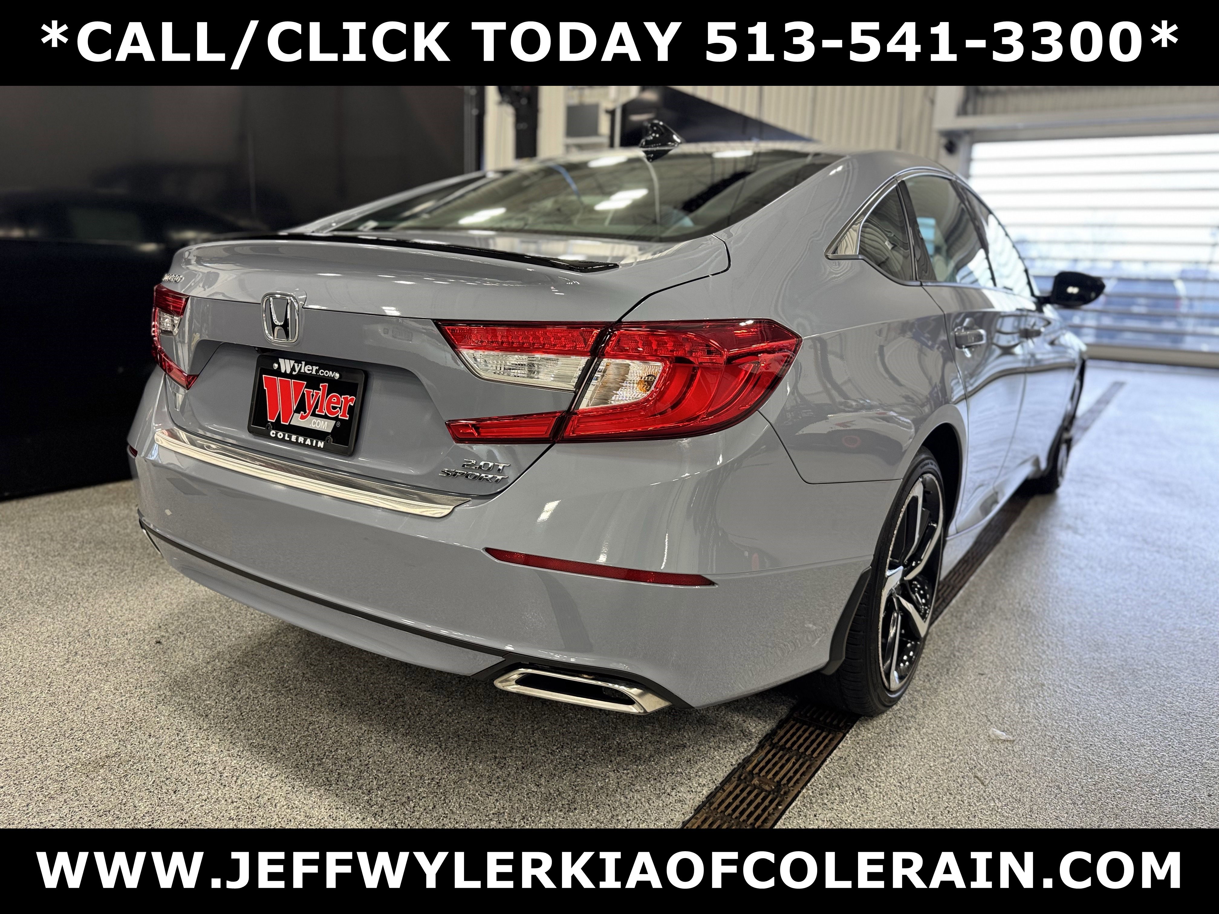 Used 2022 Honda Accord Sport image 3