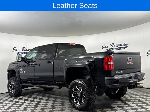 Used 2018 GMC Sierra 2500 SLT w/ Duramax Plus Package AWD/4WD image 9