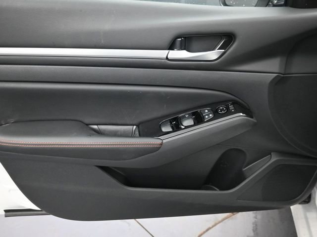 Used 2024 Nissan Altima 2.5 SR image 20