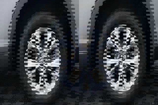 Used 2016 Toyota Highlander Plus image 8