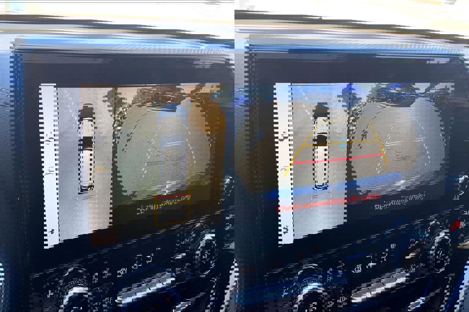 Used 2024 Toyota Highlander Platinum image 26