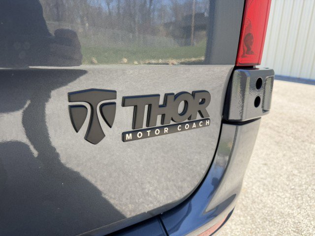 Used 2022 Mercedes-Benz Sprinter 2500 image 26