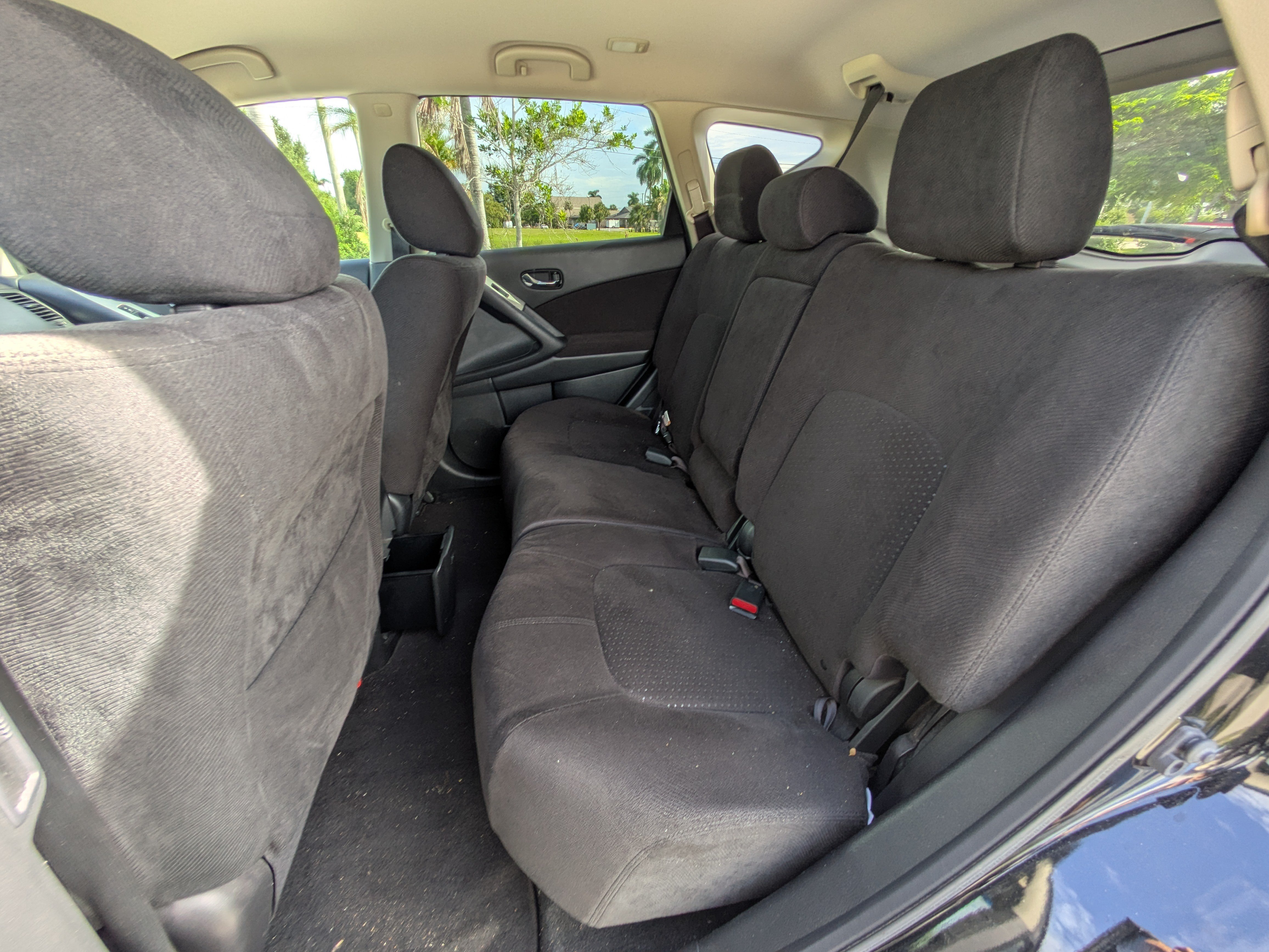 Used 2011 Nissan Murano S AWD/4WD image 4