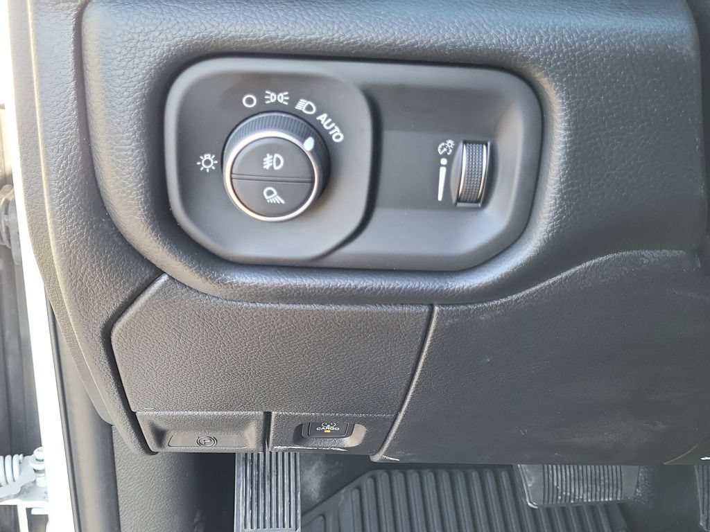 New 2026 RAM 2500 Tradesman AWD/4WD image 25
