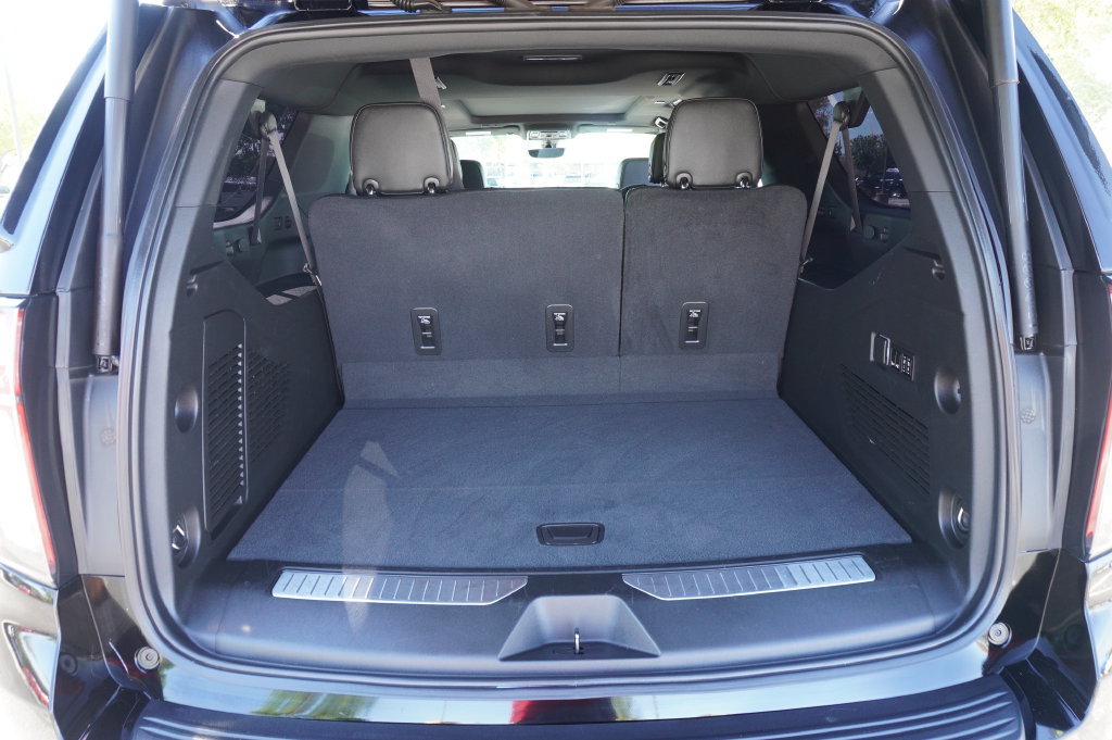 Used 2021 Chevrolet Suburban High Country AWD/4WD image 10