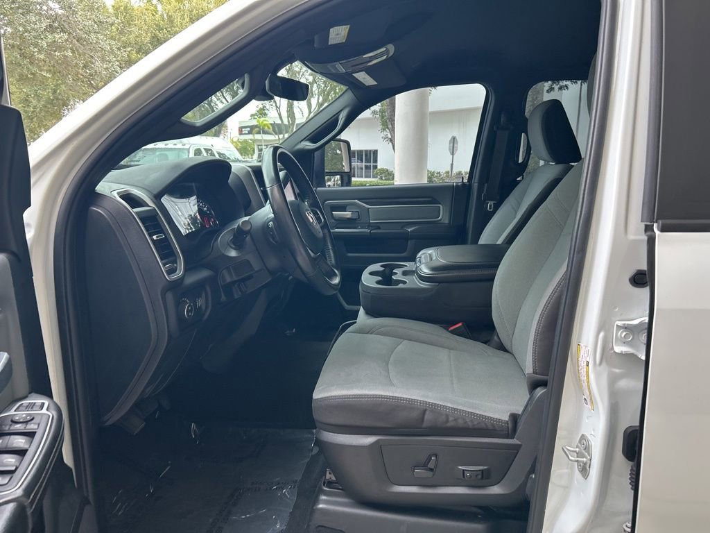 Used 2023 RAM 2500 Big Horn w/ Level 1 Equipment Group image 5