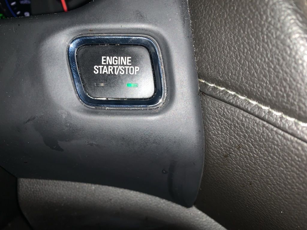 Used 2022 GMC Acadia Denali image 23