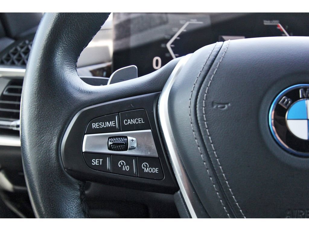 Used 2025 BMW X5 xDrive50e image 15