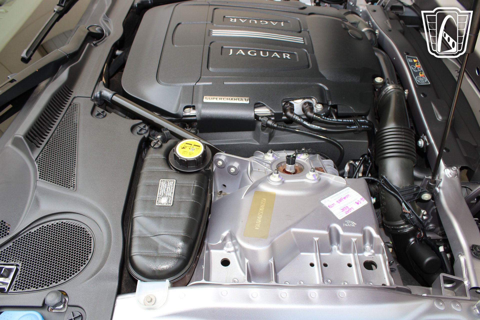 Used 2012 Jaguar XKR R RWD image 5