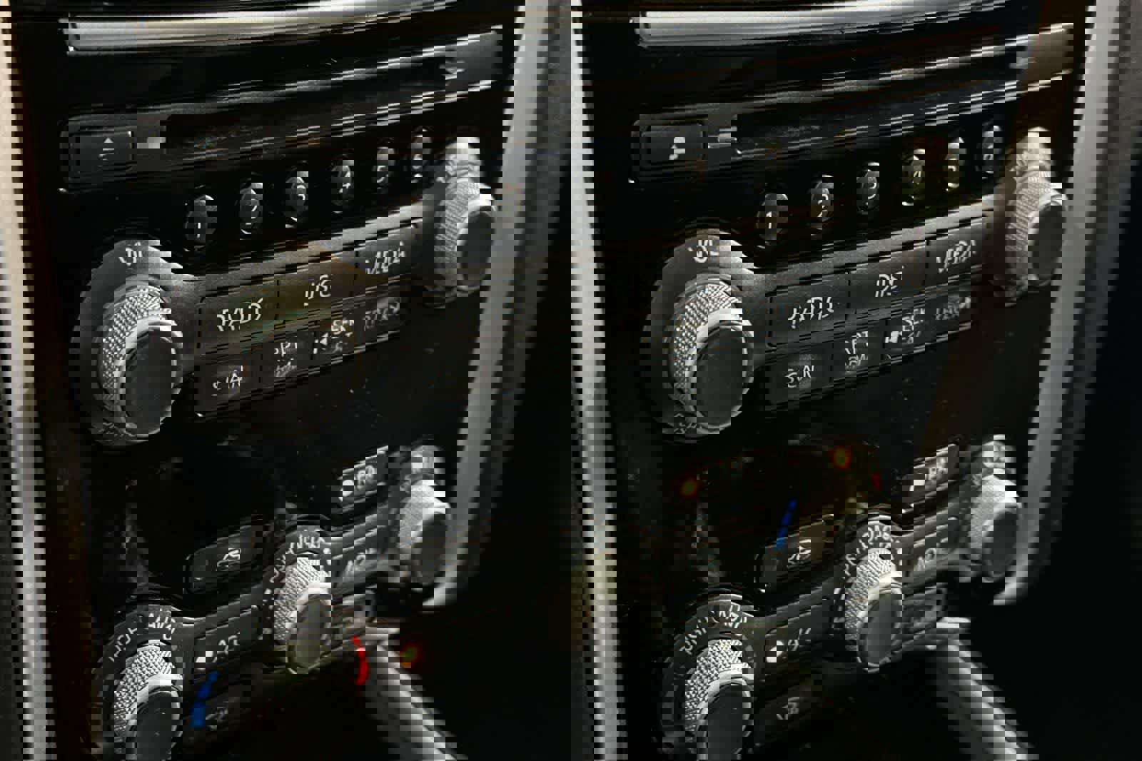 Used 2017 Nissan Pathfinder SV image 24