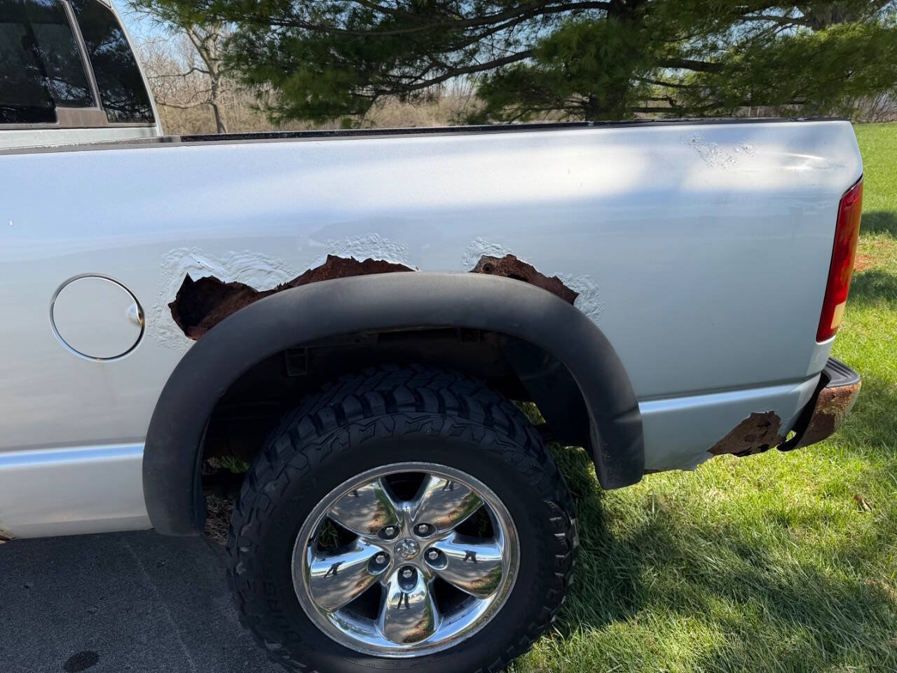 Used 2005 Dodge Ram 1500 Truck SLT w/ Quad Cab Big Horn Value Group AWD/4WD image 9