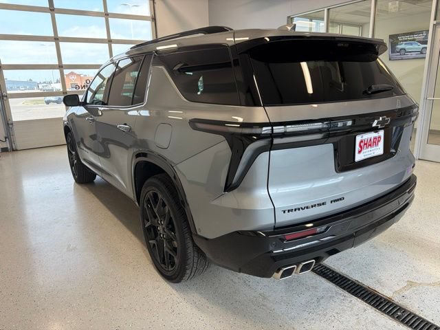 Used 2025 Chevrolet Traverse RS w/ LPO, Floor Liner Package AWD/4WD image 7