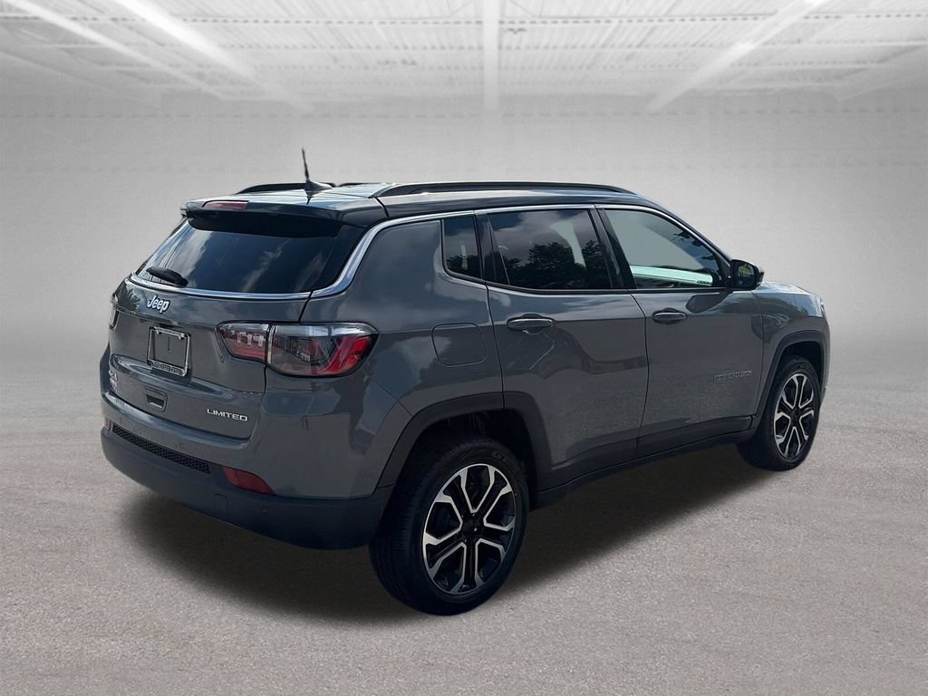 Used 2024 Jeep Compass Limited AWD/4WD image 6