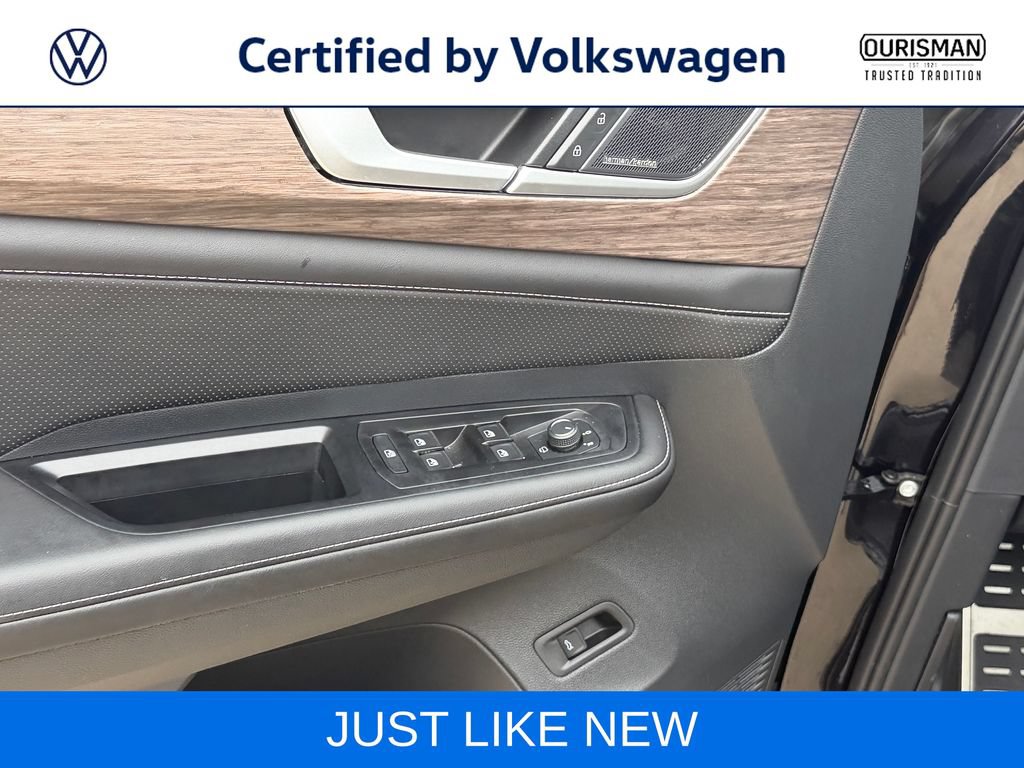 Certified 2026 Volkswagen Atlas SEL Premium R-Line AWD/4WD image 10