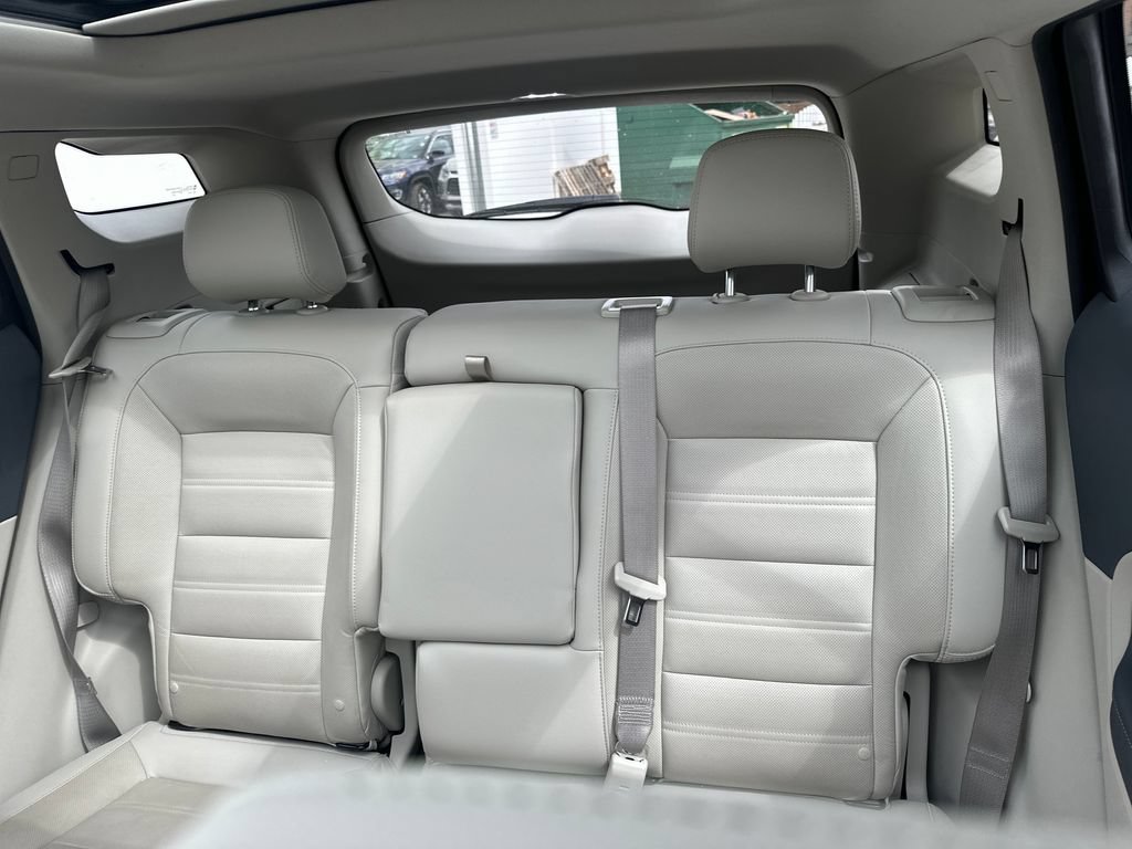 Used 2023 GMC Terrain Denali AWD/4WD image 49