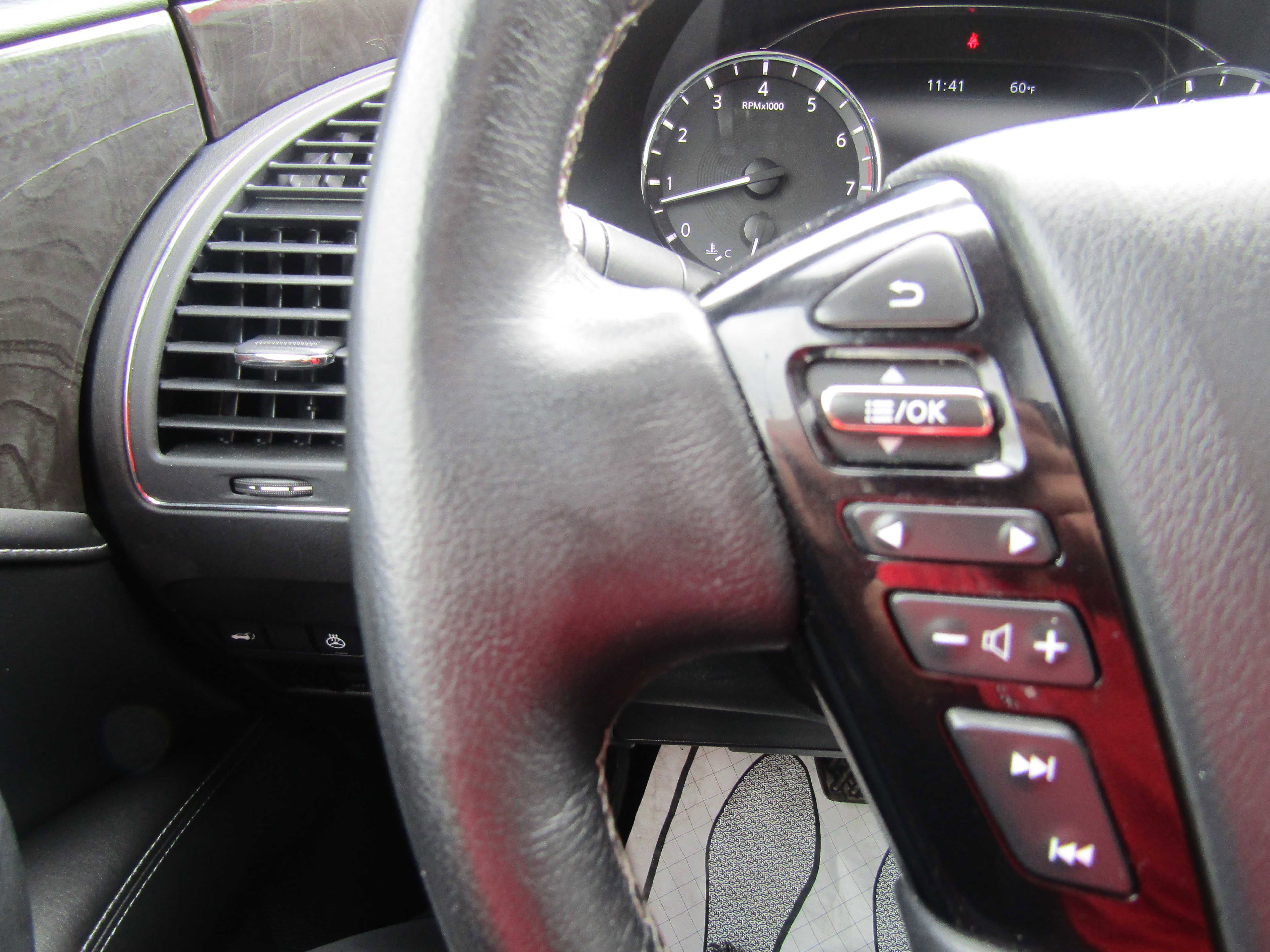 Used 2024 INFINITI QX80 Luxe image 26