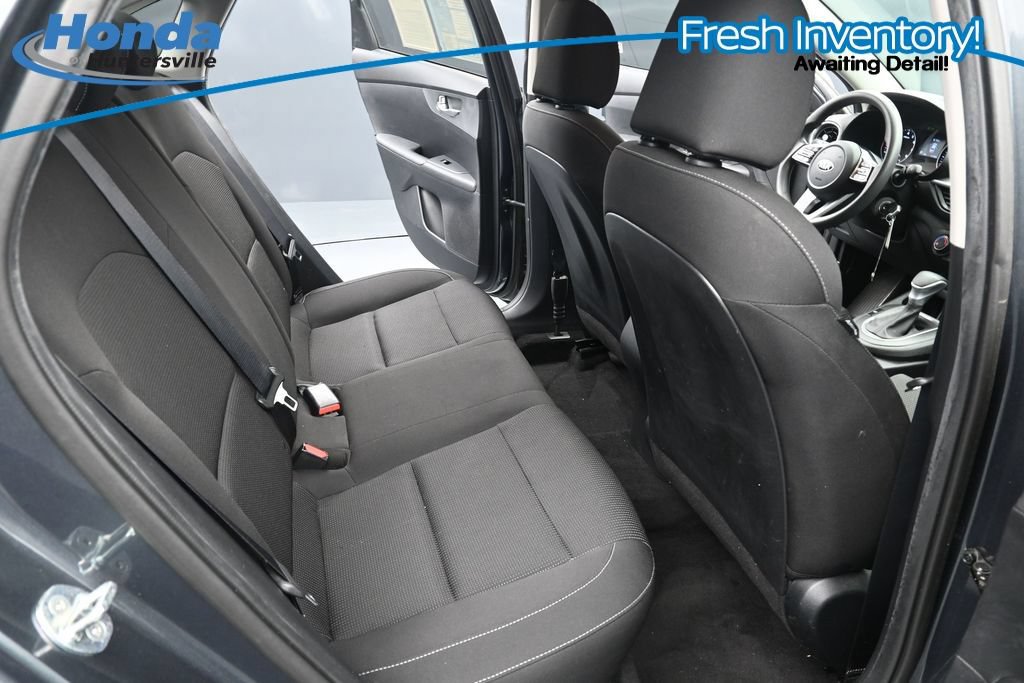 Used 2021 Kia Forte LXS FWD image 14