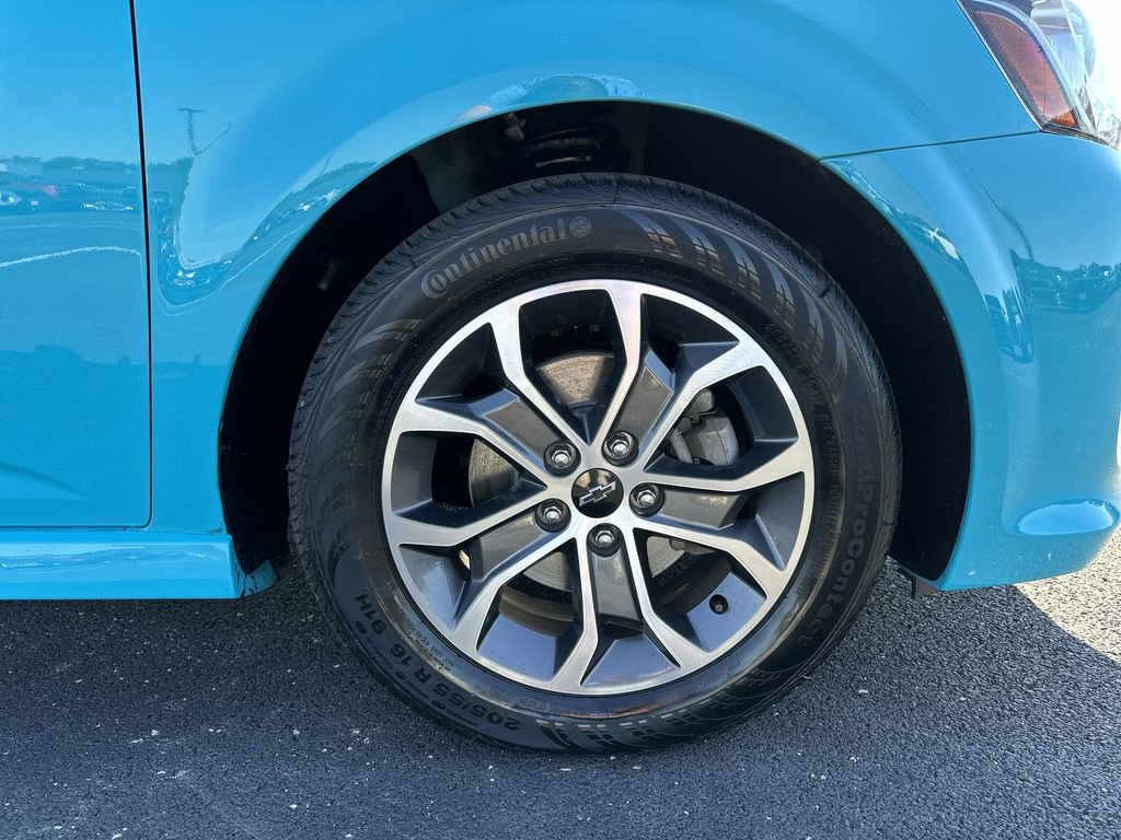 Used 2020 Chevrolet Sonic LT FWD image 16