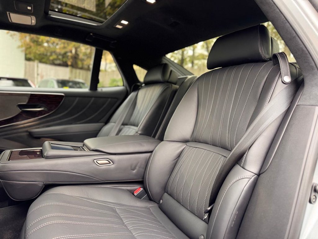 Used 2022 Lexus LS 500 AWD w/ Luxury Package image 24