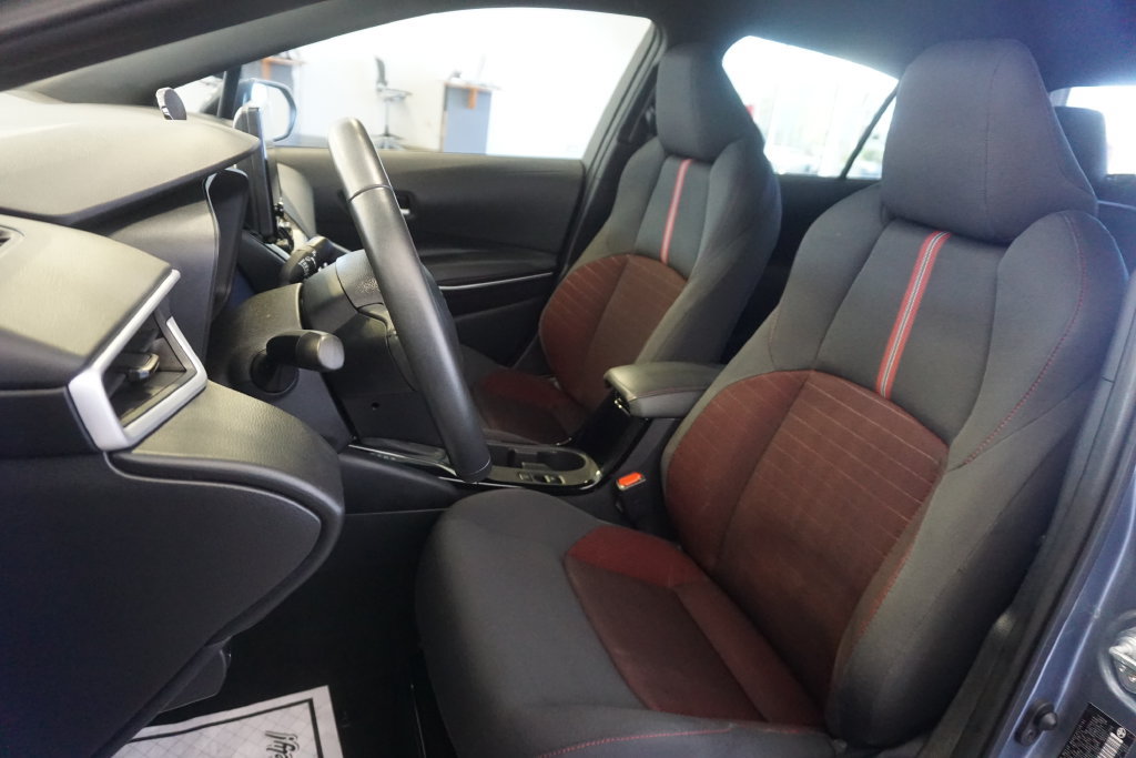 Certified 2024 Toyota Corolla SE FWD image 16