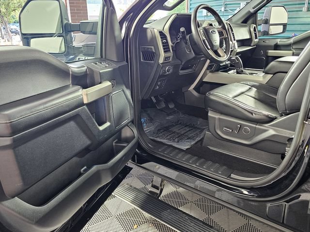 Used 2018 Ford F150 Lariat w/ Equipment Group 502A Luxury AWD/4WD image 15