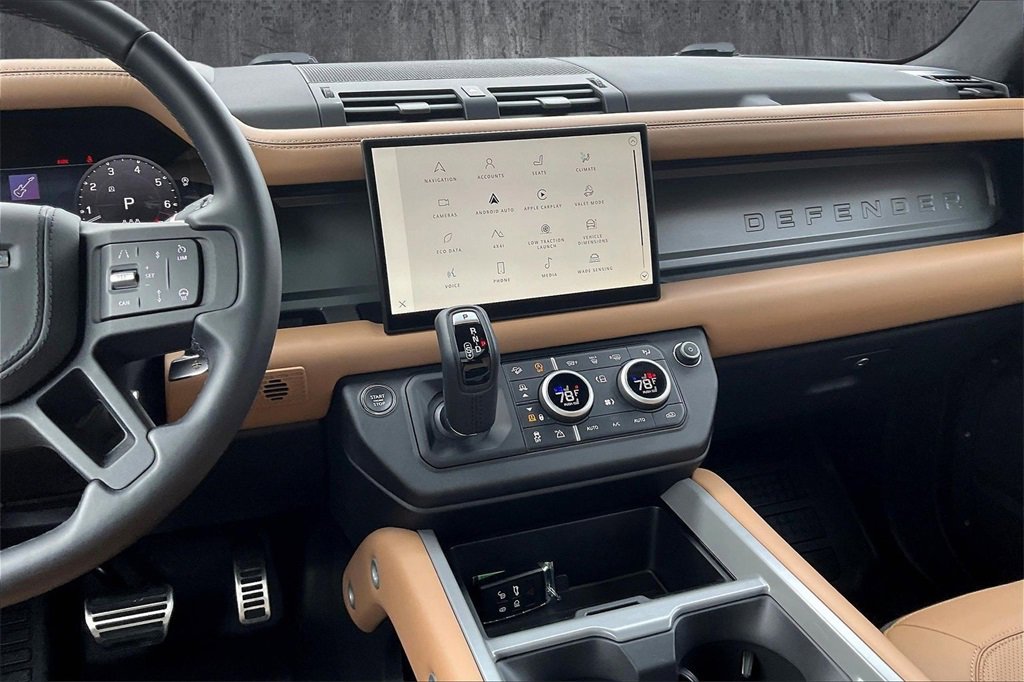 Used 2025 Land Rover Defender 110 V8 image 9