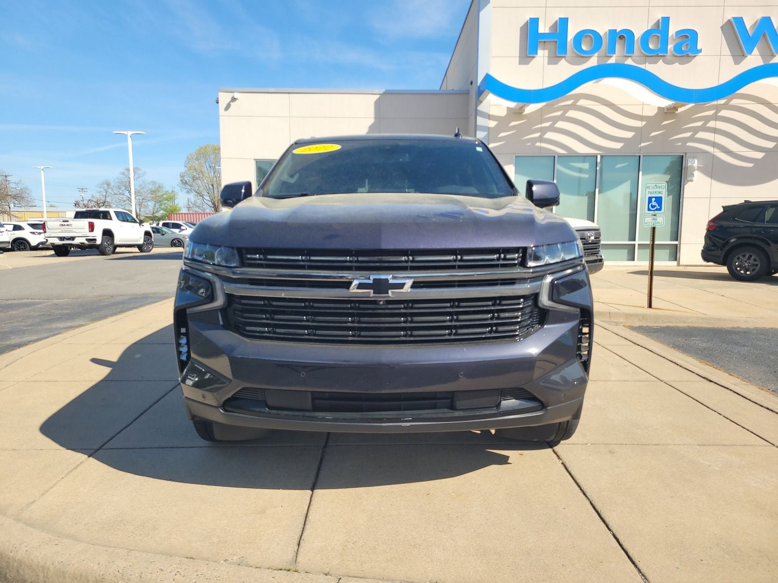 Used 2022 Chevrolet Tahoe RST w/ Luxury Package RWD image 8